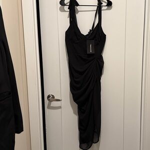 PrettyLittleThing Black Midi Dress